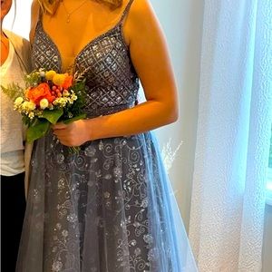 JVN by Jovani size 10 ball gown prom dress EUC